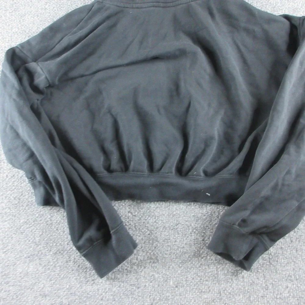 Nike Hoodie Womens M Black Fleece Cropped Pullover Swoosh Logo Athletic